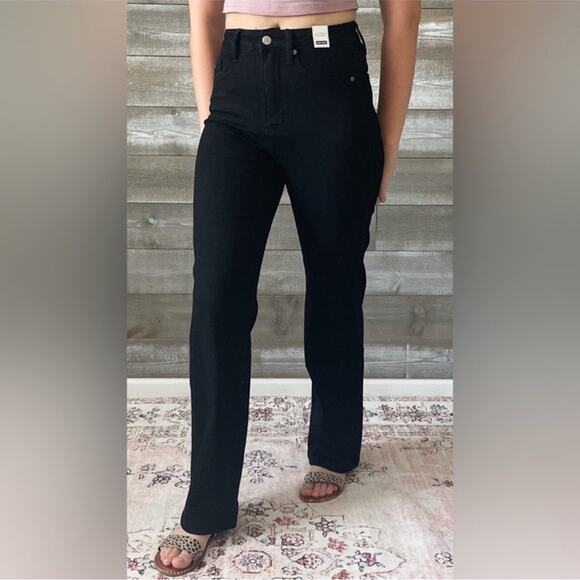 Judy Blue Denim - Judy Blue Jeans Black Denim Straight Fit Stretch High Rise JB88866 Size 9/29